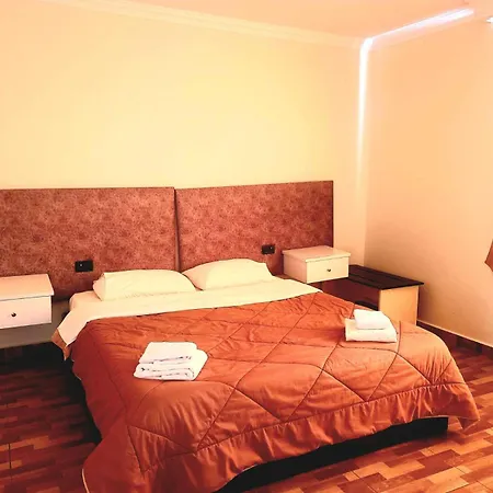 Alysa Hotel Korce