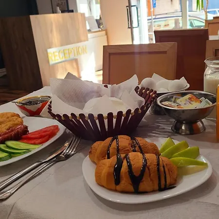 Alysa Hotel