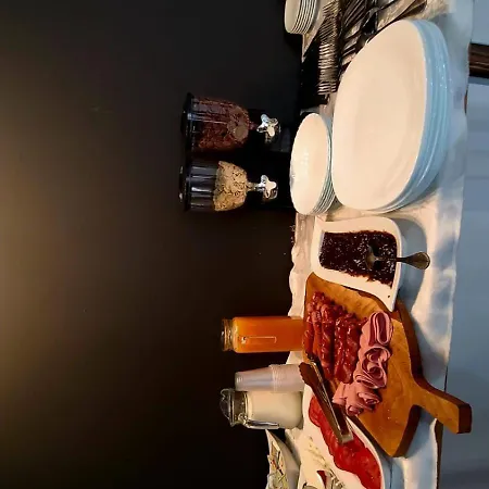 Alysa Hotel Korce