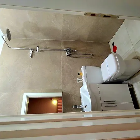 Alysa Hotel 4*